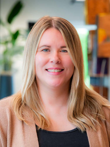 Tori Bowling Staff Image