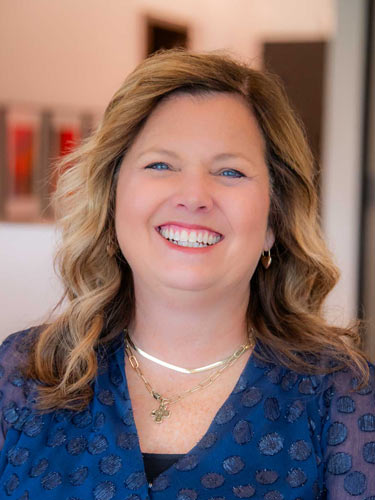 Pam Eberhardt Staff Image